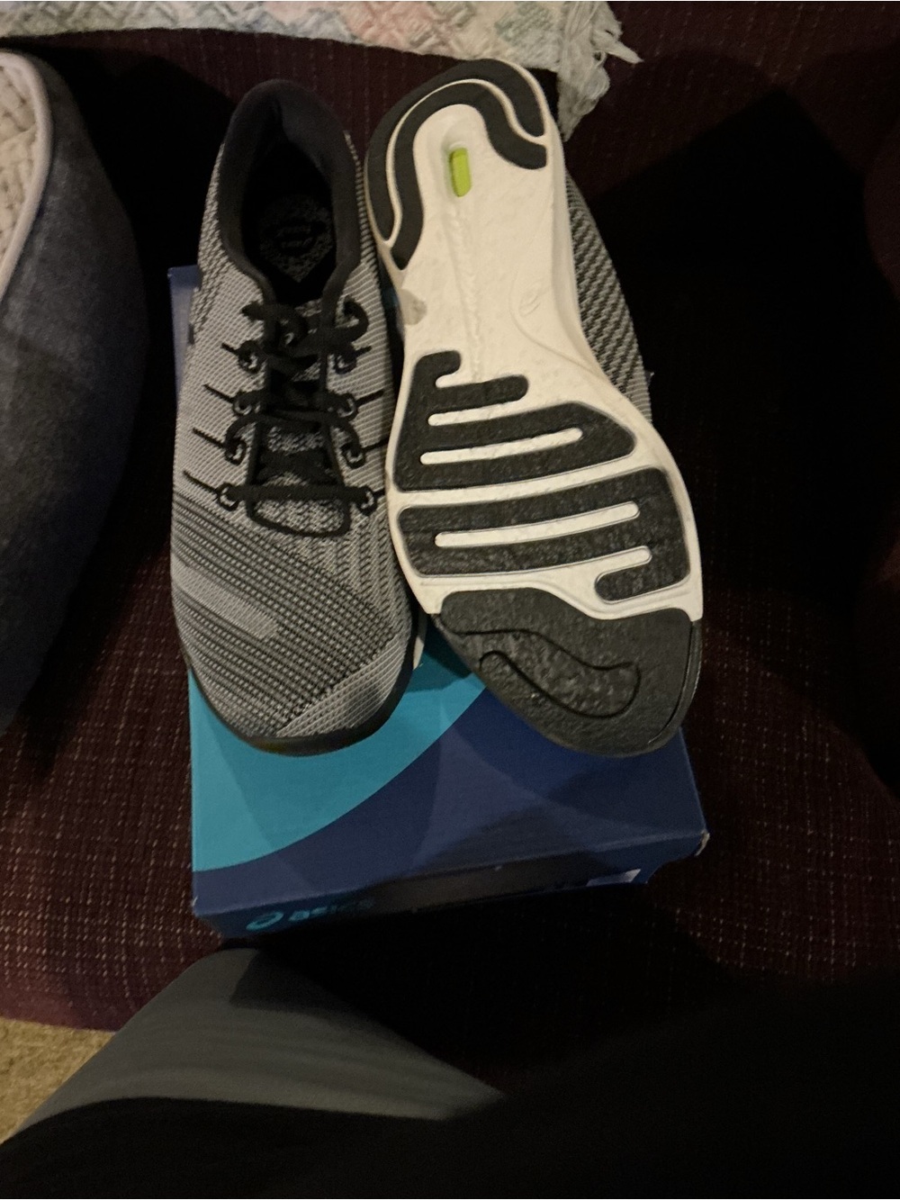 Asics Gray and Black Knit Sneakers FuseX Knit Brand New Mens 8.5 Women's 10 - Picture 3 of 7